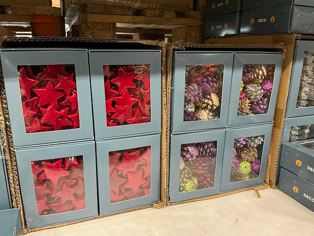 Partij divers decoratie materiaal (133x) - afbeelding 8 van  11