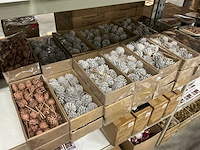 Partij divers decoratief materiaal (40x) - afbeelding 1 van  6