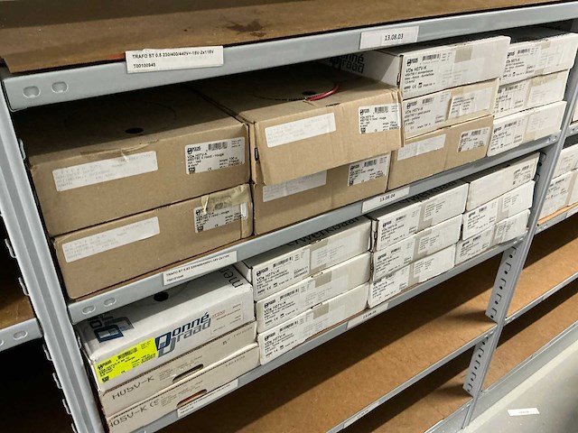 Partij divers donne installatiedraad (22x) - afbeelding 1 van  8