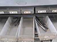 Partij divers draadtapgereedschap - afbeelding 18 van  42