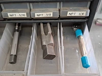 Partij divers draadtapgereedschap - afbeelding 24 van  42