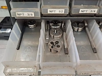 Partij divers draadtapgereedschap - afbeelding 27 van  42