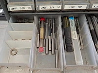 Partij divers draadtapgereedschap - afbeelding 31 van  42