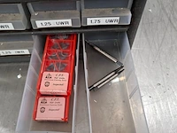 Partij divers draadtapgereedschap - afbeelding 33 van  42