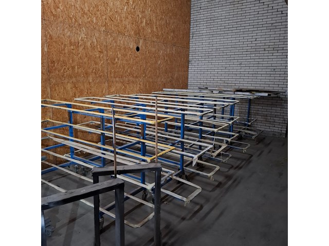 Partij divers droogrekken - afbeelding 2 van  9