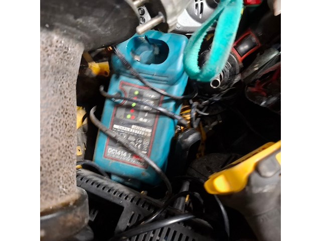 Partij divers electrische en accu gereedschap, o.a bosch, dewalt, milwaukee, makita - afbeelding 3 van  18