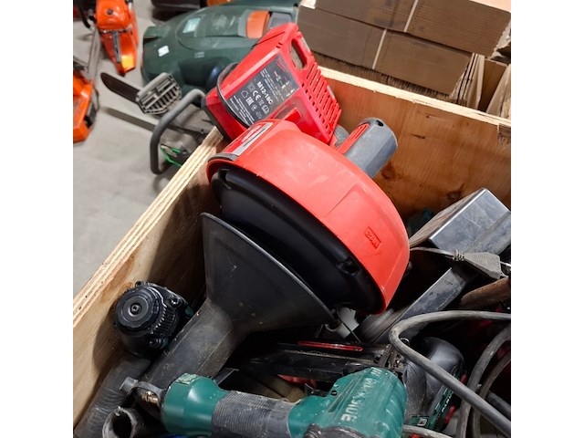 Partij divers electrische en accu gereedschap, o.a bosch, dewalt, milwaukee, makita - afbeelding 4 van  18