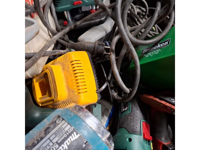 Partij divers electrische en accu gereedschap, o.a bosch, dewalt, milwaukee, makita - afbeelding 8 van  18