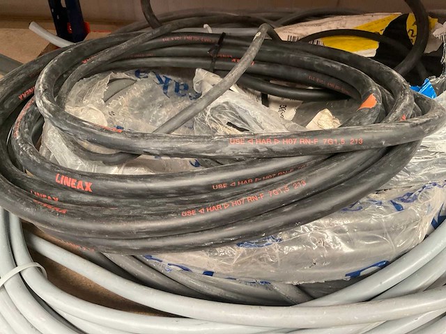 Partij divers elektrakabel - afbeelding 1 van  1