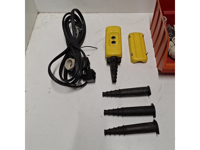 Partij divers elektrisch en handgereedschap - afbeelding 6 van  31