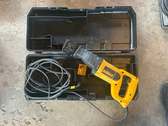 Partij divers elektrisch handgereedschap, ca. 22 stuks, o.a. makita, dewalt, bosch, metabo, milwaukee en aeg - afbeelding 28 van  33