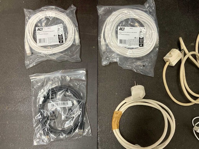 Partij divers elektronica - afbeelding 4 van  17