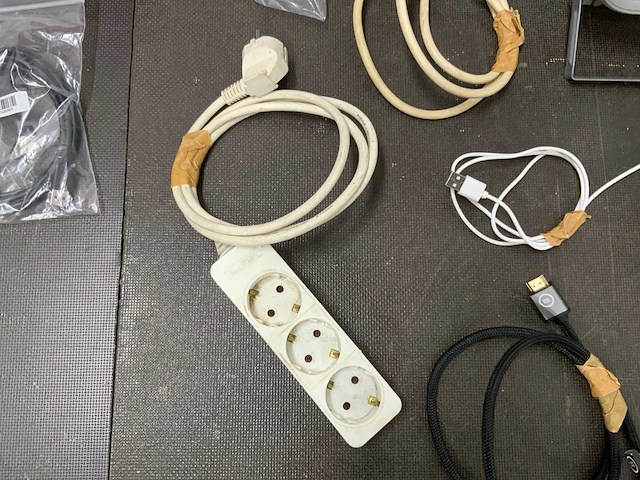 Partij divers elektronica - afbeelding 5 van  17