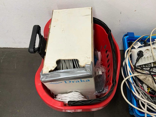 Partij divers elektronica - afbeelding 9 van  17