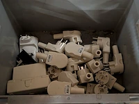 Partij divers elektrotechnisch installatiemateriaal - afbeelding 18 van  19