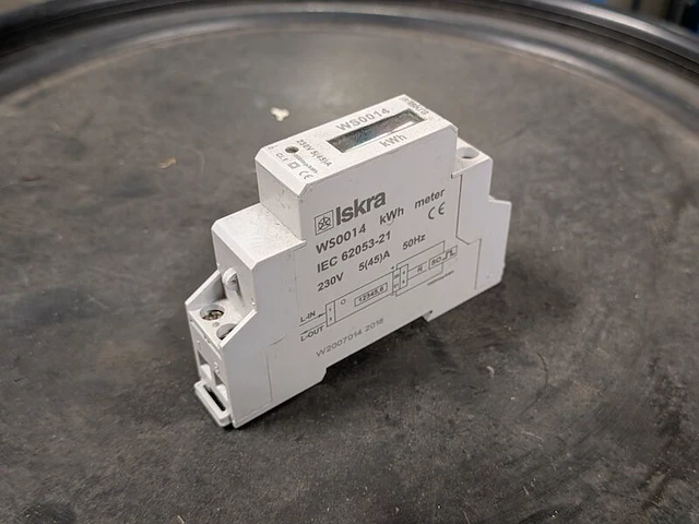 Partij divers elektrotechnisch installatiemateriaal - afbeelding 14 van  15