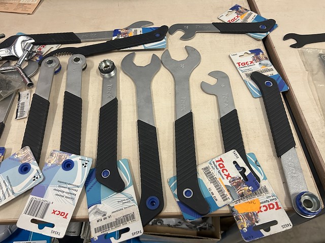 Partij divers fietsgereedschap w.o. tacx - afbeelding 4 van  10