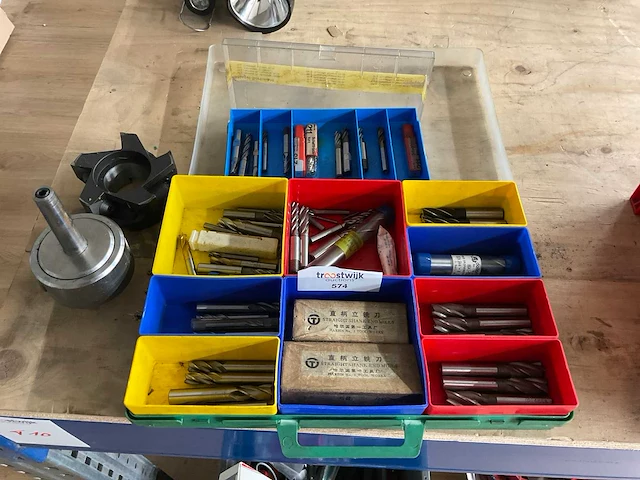 Partij divers freesgereedschap - afbeelding 1 van  4