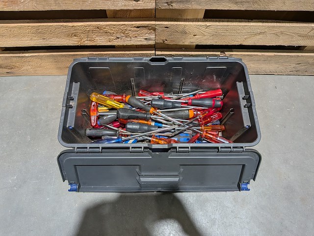 Partij divers gereedschap en gereedschapskoffers - afbeelding 32 van  36
