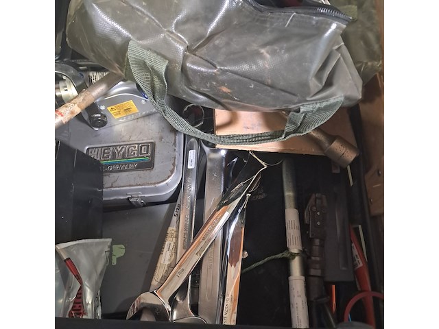 Partij divers gereedschap en meetinstrumenten - afbeelding 3 van  9