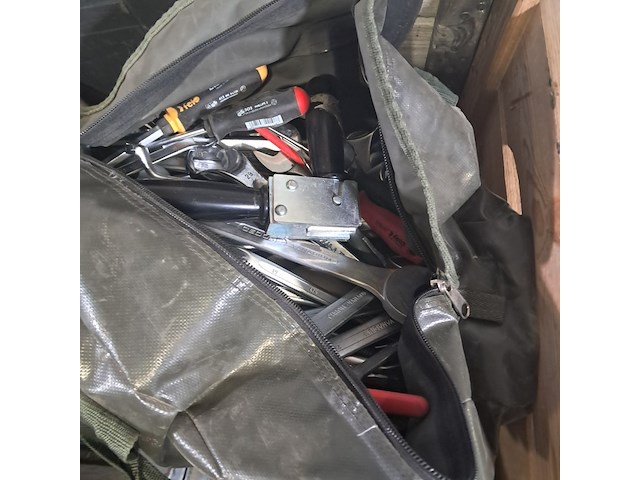 Partij divers gereedschap en meetinstrumenten - afbeelding 5 van  9