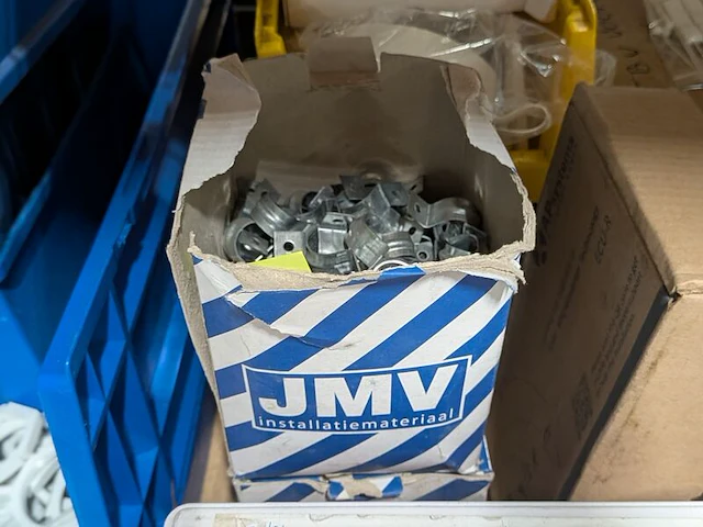 Partij divers gereedschap en technische materialen - afbeelding 4 van  19