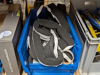 Partij divers gereedschap en technische materialen - afbeelding 14 van  19