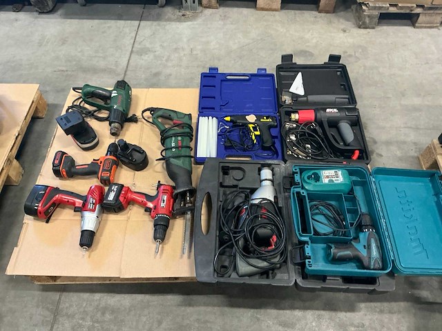 Partij divers gereedschap/accessoires (11x) - afbeelding 1 van  7