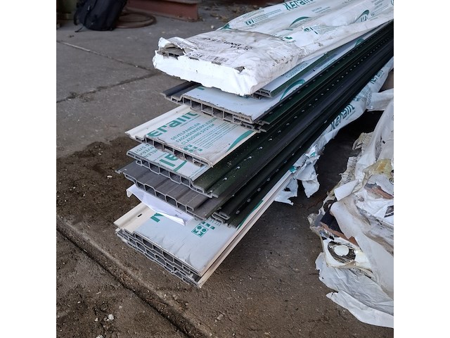 Partij divers gevelpanelen, keralit / protex, diverse kleuren - afbeelding 12 van  16