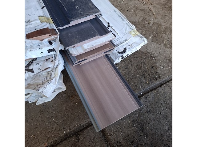 Partij divers gevelpanelen, keralit / protex, diverse kleuren - afbeelding 16 van  16