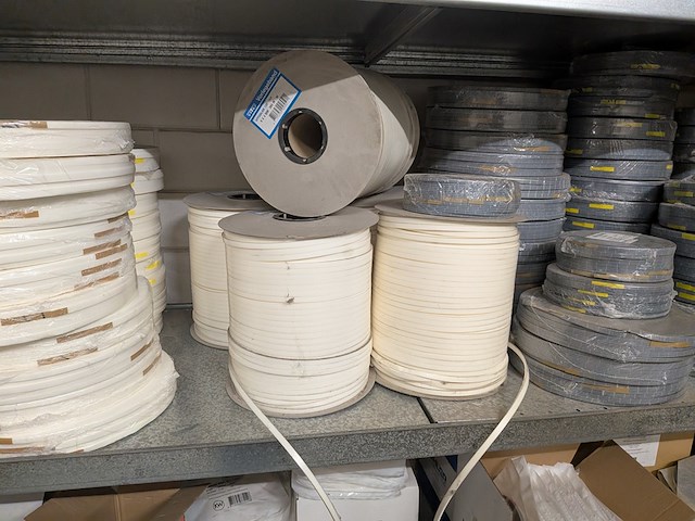 Partij divers glasband en celband diverse kleuren - afbeelding 18 van  64