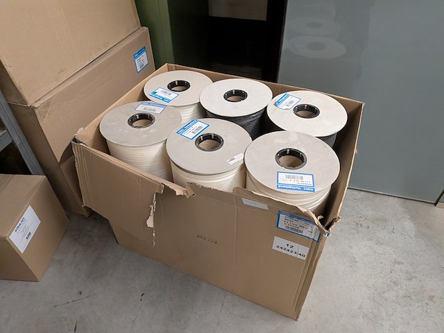 Partij divers glasband en celband diverse kleuren - afbeelding 54 van  64