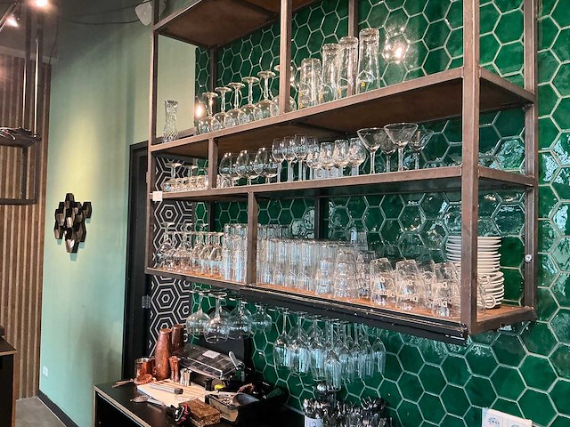 Partij divers glaswerk - afbeelding 1 van  7