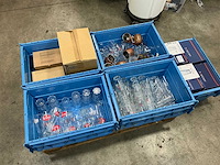 Partij divers glaswerk - afbeelding 1 van  2