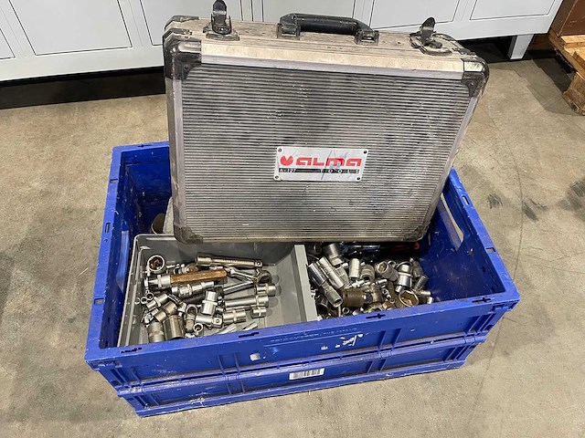 Partij divers handgereedschap - afbeelding 2 van  2