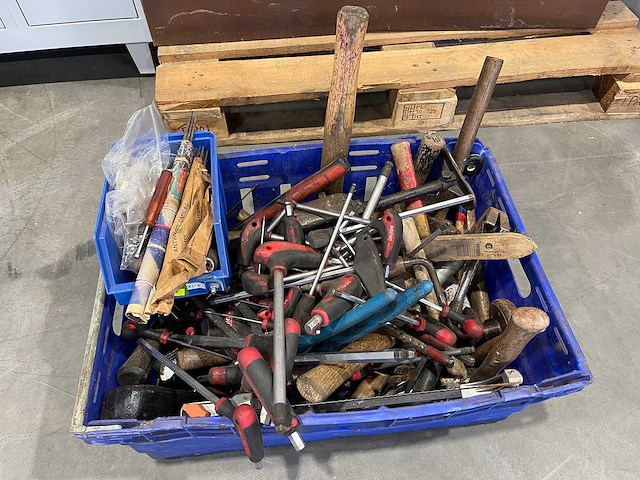 Partij divers handgereedschap - afbeelding 2 van  2