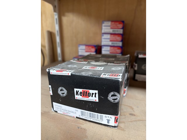 Partij divers ijzerwaar o.a. fischer, macnails - afbeelding 10 van  44