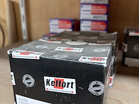 Partij divers ijzerwaar o.a. fischer, macnails - afbeelding 10 van  44