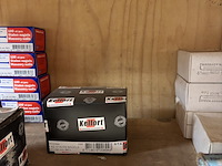 Partij divers ijzerwaar o.a. fischer, macnails - afbeelding 11 van  44