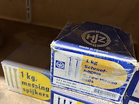 Partij divers ijzerwaar o.a. fischer, macnails - afbeelding 36 van  44