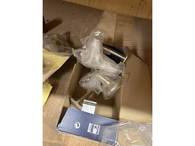 Partij divers ijzerwaar - afbeelding 2 van  15