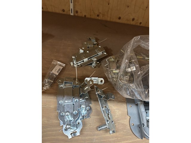 Partij divers ijzerwaar - afbeelding 11 van  15