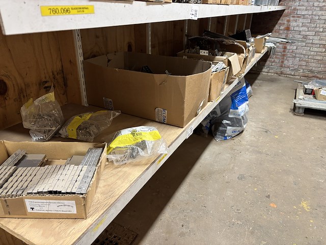 Partij divers ijzerwaar - afbeelding 1 van  19