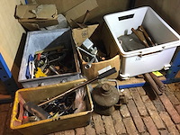 Partij divers in 2 vakken - afbeelding 1 van  8