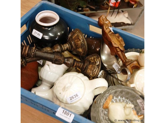 Partij divers in plastic krat - afbeelding 4 van  5