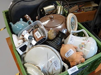 Partij divers in plastic krat - afbeelding 2 van  5