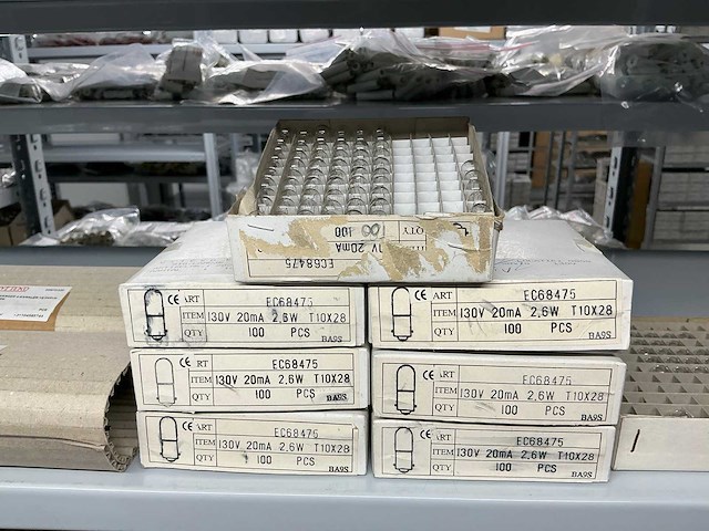 Partij divers installatie materiaal - afbeelding 19 van  43