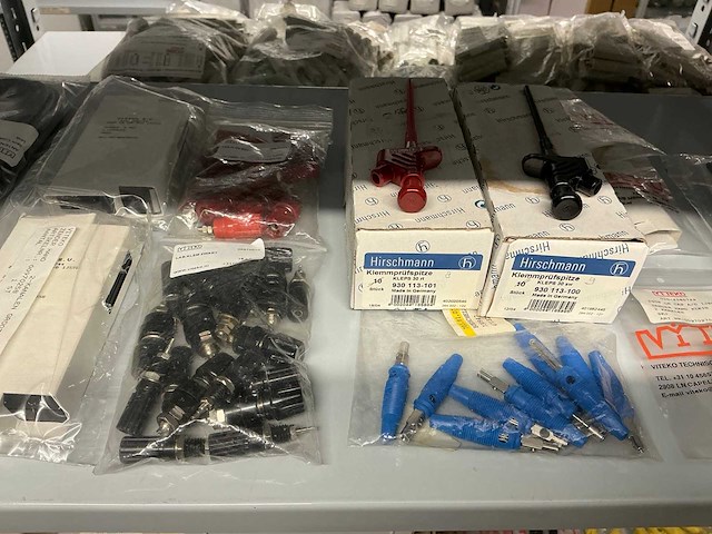 Partij divers installatie materiaal - afbeelding 24 van  43