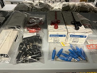 Partij divers installatie materiaal - afbeelding 24 van  43