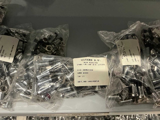 Partij divers installatie materiaal - afbeelding 36 van  43